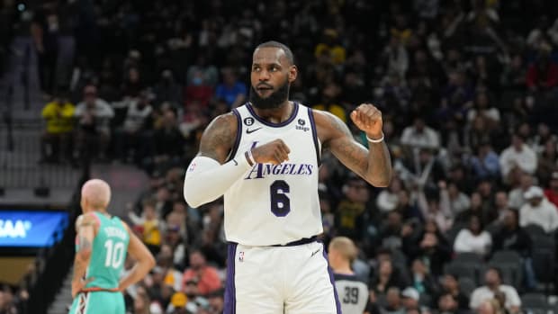 LeBron James, Los Angeles Lakers, San Antonio Spurs